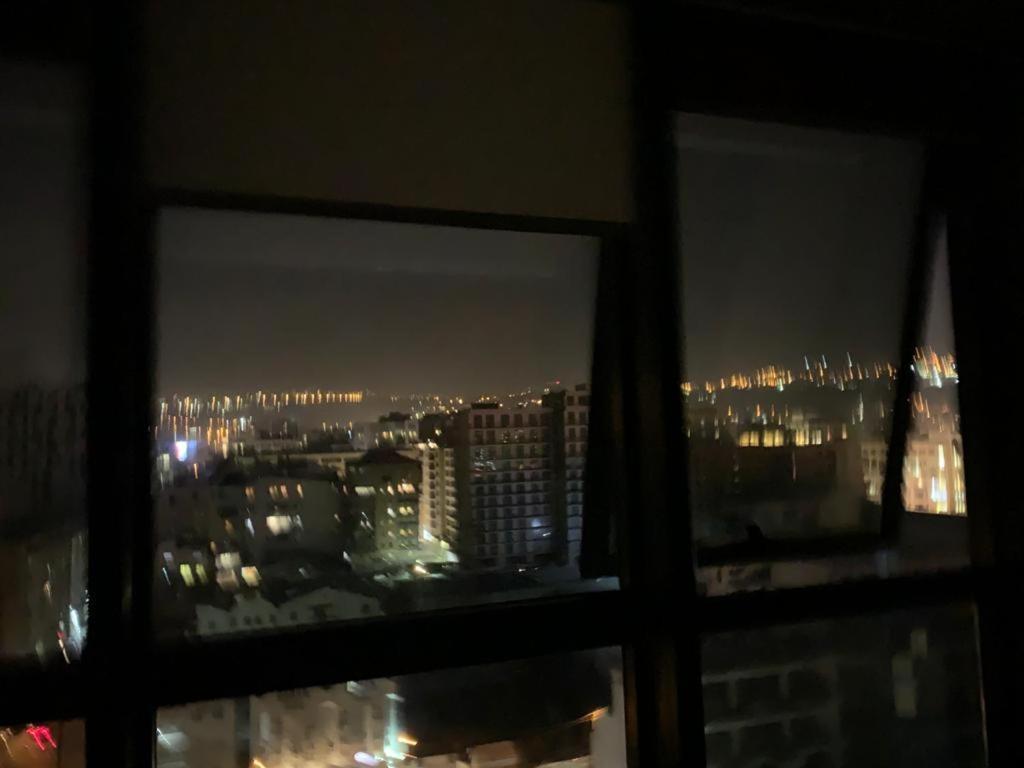 יירבאן City Central Apartment מראה חיצוני תמונה
