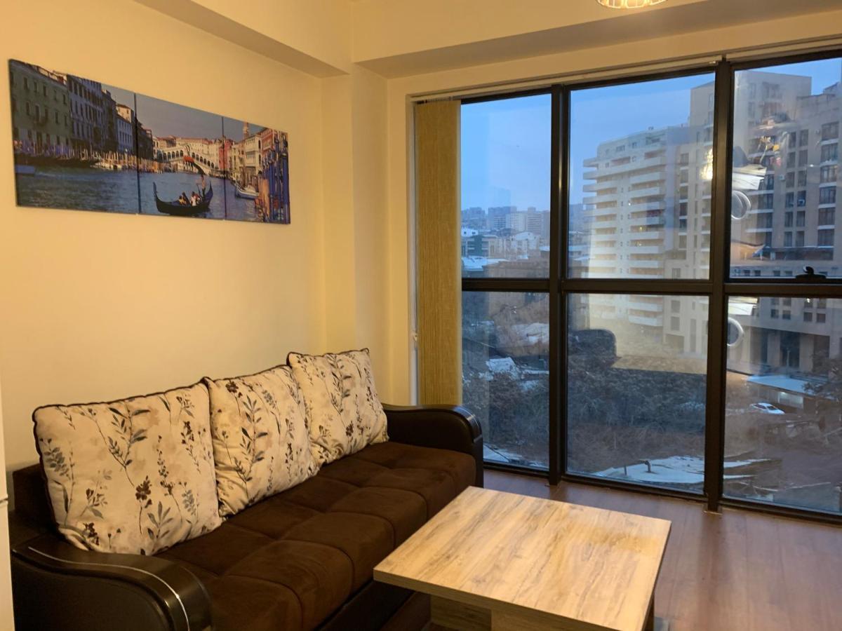 יירבאן City Central Apartment מראה חיצוני תמונה