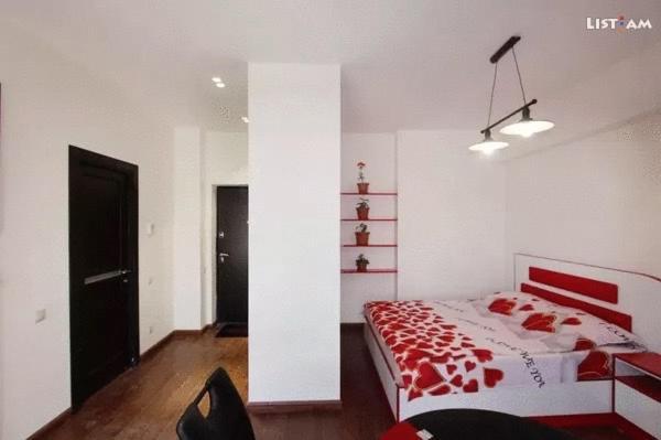 יירבאן City Central Apartment מראה חיצוני תמונה