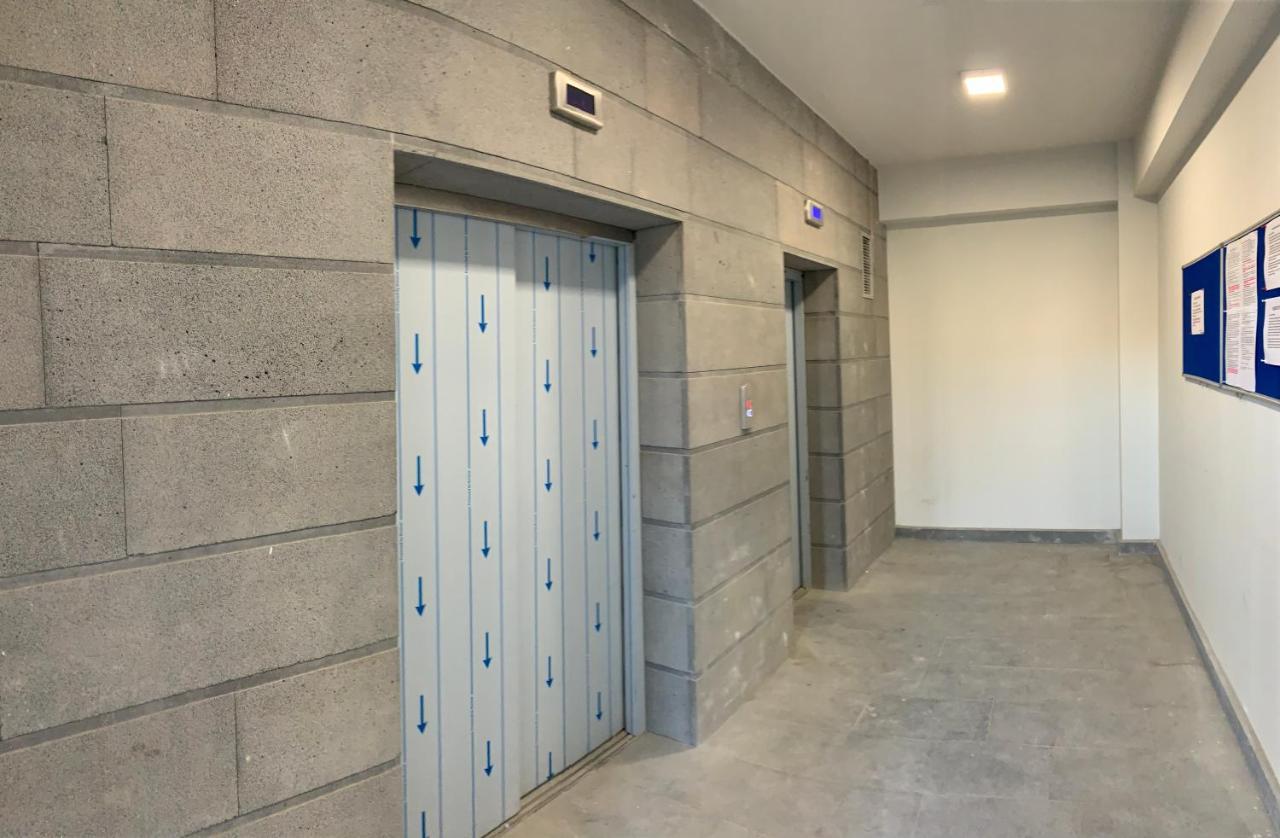 יירבאן City Central Apartment מראה חיצוני תמונה